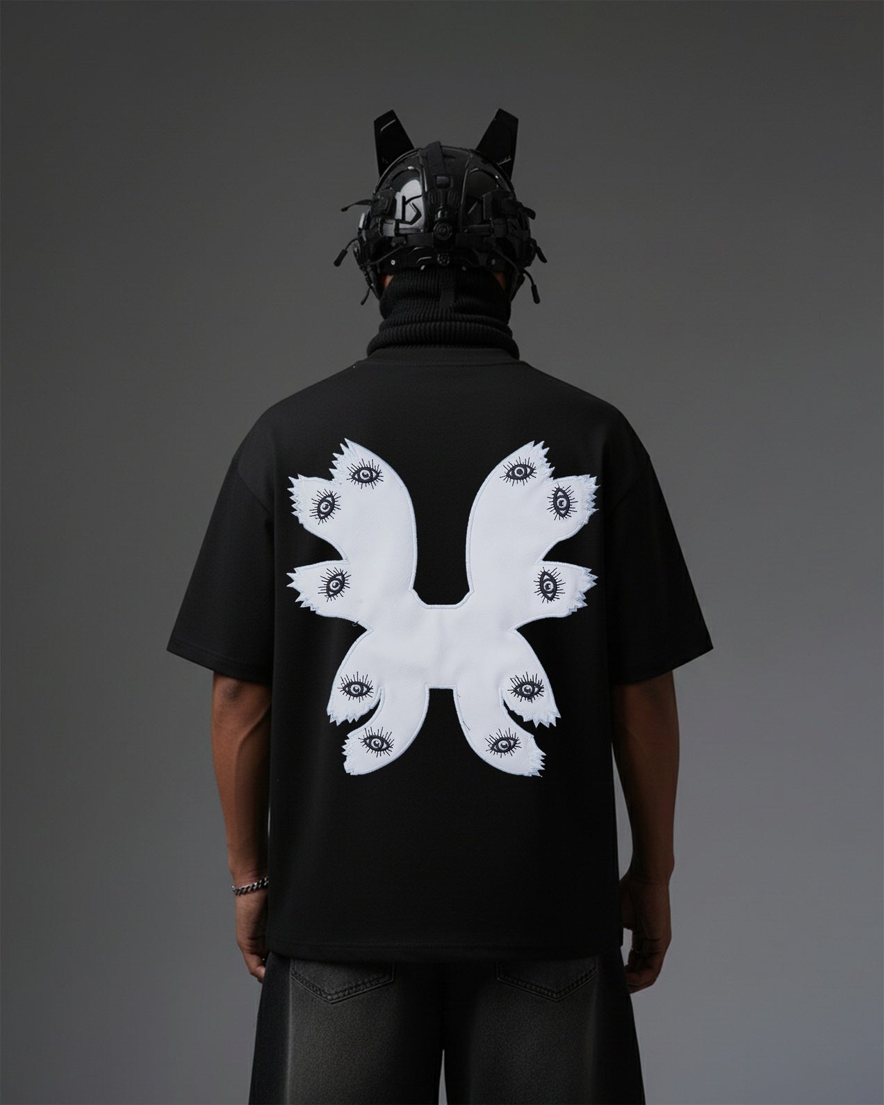 EYE APPLIQUE WITH EMBROIDERY OVER-SIZED T SHIRT