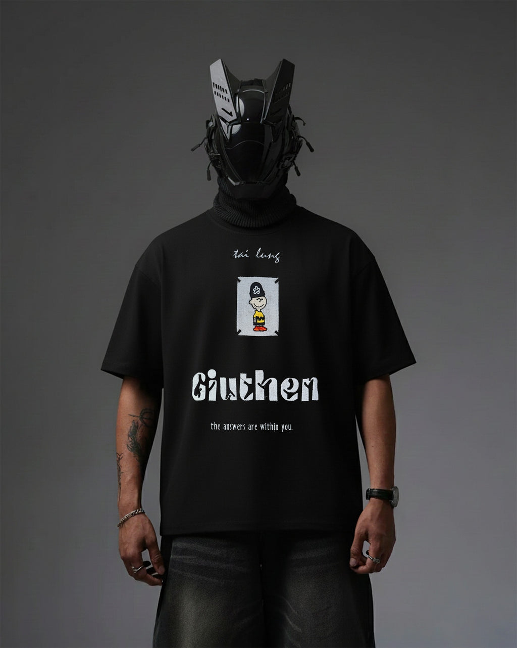 GIUTHEN EMBROIDERY OVER-SIZED T SHIRT