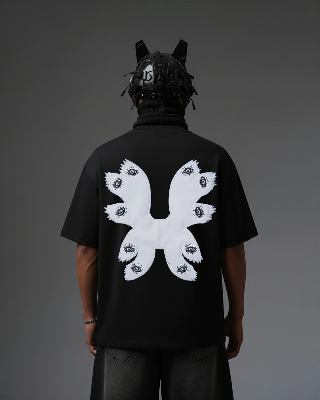 EYE APPLIQUE WITH EMBROIDERY OVER-SIZED T SHIRT