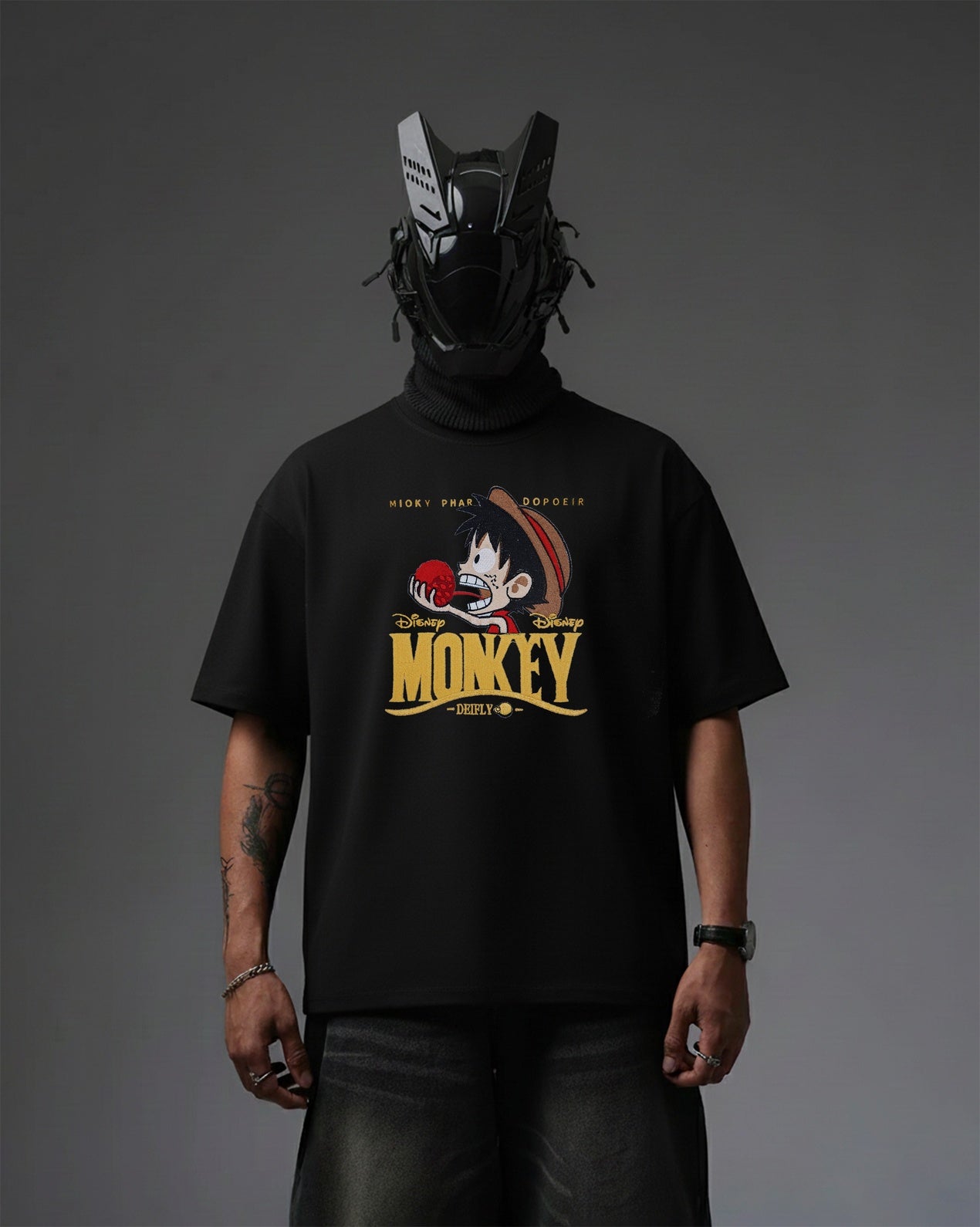 DISNEY LUFFY EMBROIDERY OVER-SIZED T SHIRT