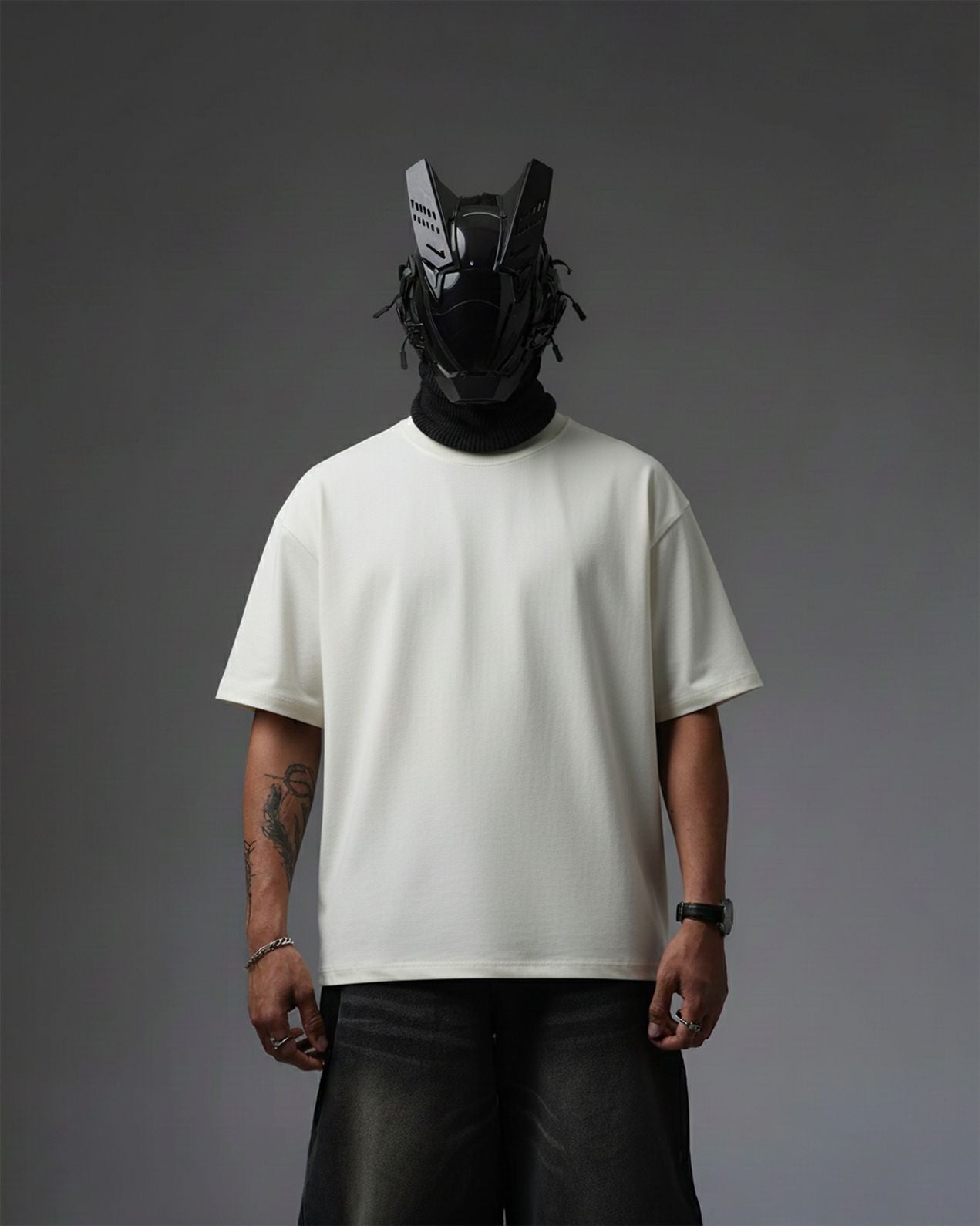 TRAPSTAR SKELETON EMBROIDERY OVER-SIZED T SHIRT