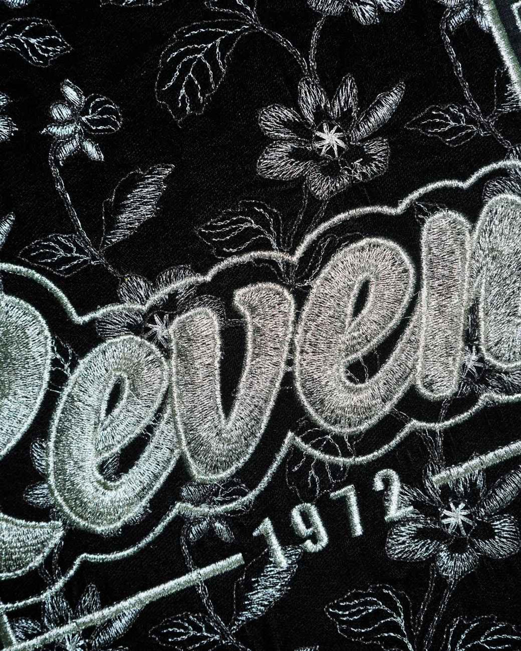 Revenue Applique Embroidery Oversized T-Shirt