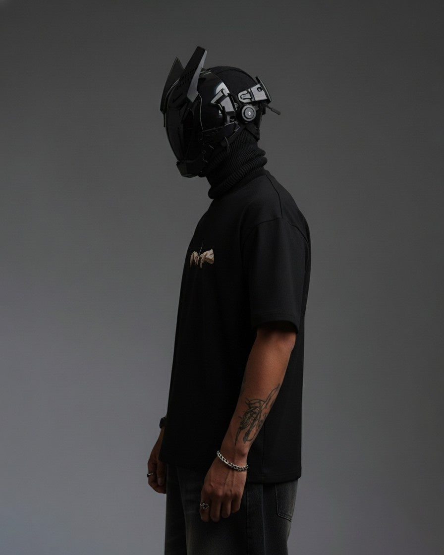 CIGAR HANDS EMBROIDERY OVER-SIZED T SHIRT