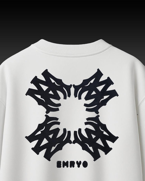 Emryo Circle Embroidery Over-Sized T Shirt