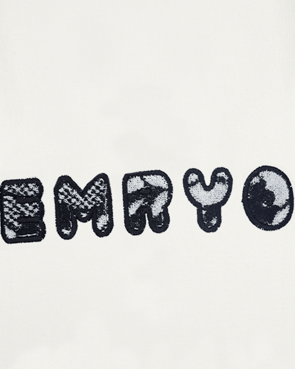 EMRYO APPLIQUE EMBROIDERY OVER-SIZED T SHIRT
