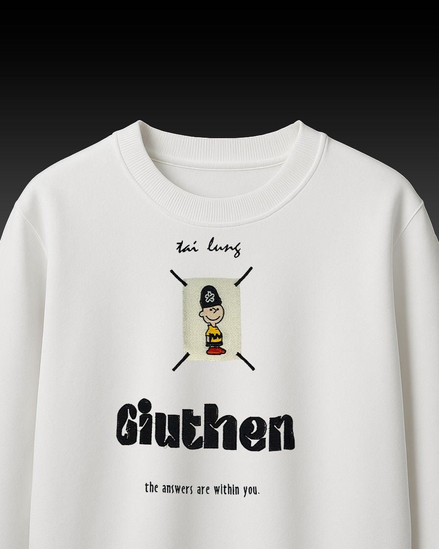 Giuthen Embroidery Over-Sized T Shirt