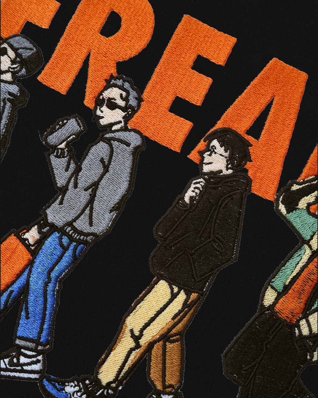 FREAK FRIENDS EMBROIDERY OVER-SIZED T SHIRT