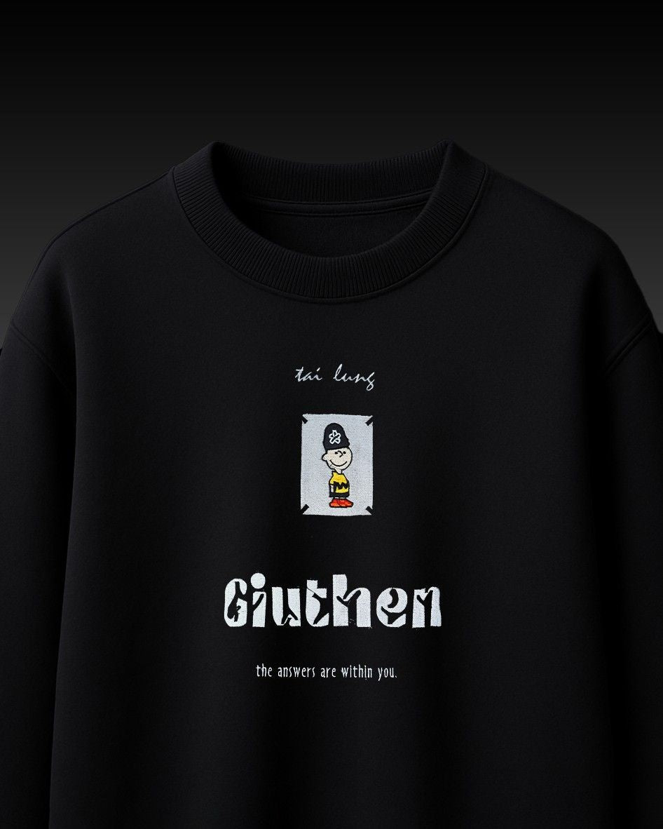 Giuthen Embroidery Over-Sized T Shirt