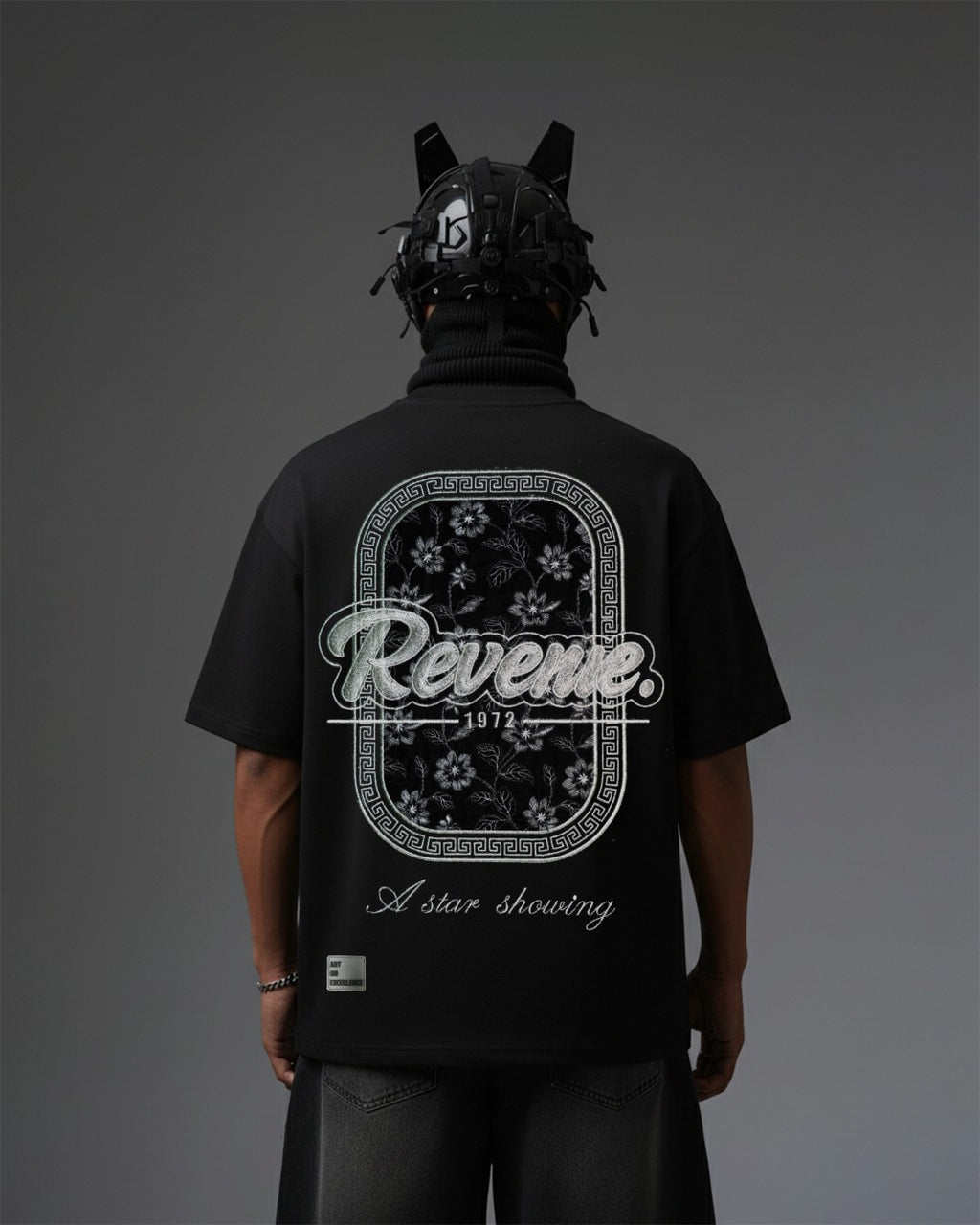 Revenue Applique Embroidery Oversized T-Shirt
