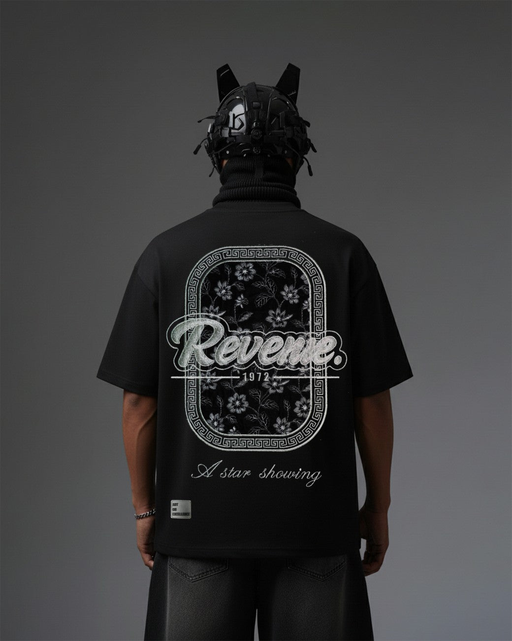 Revenue Applique Embroidery Oversized T-Shirt