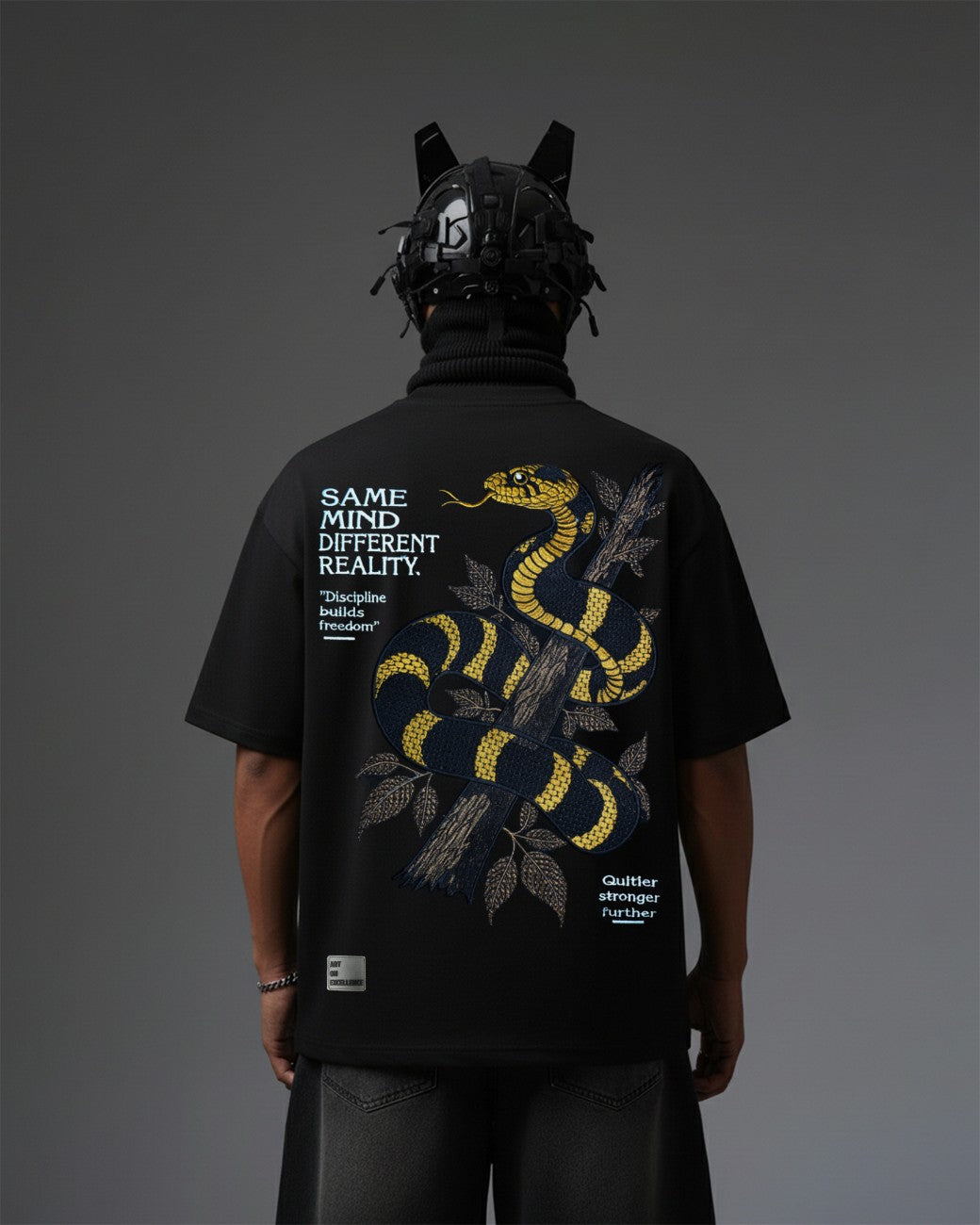Amazon Cobra Embroidery Oversized T-Shirt