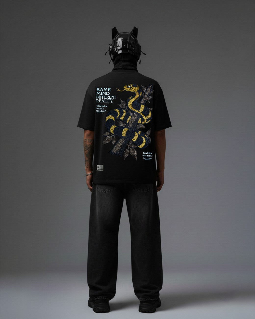 Amazon Cobra Embroidery Oversized T-Shirt