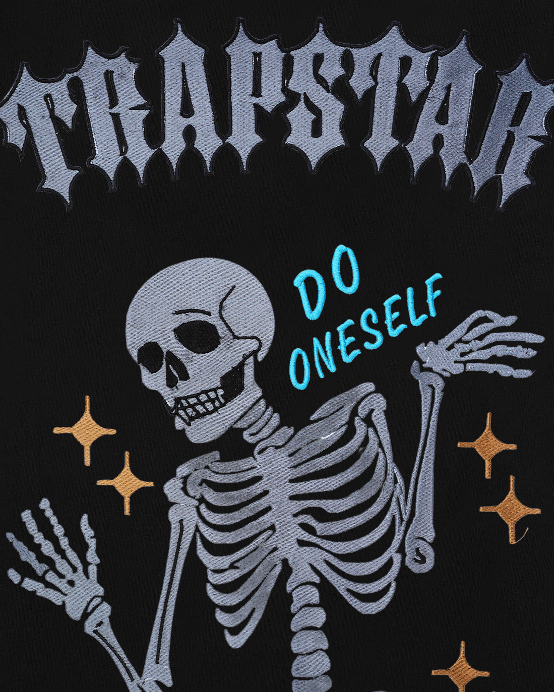 TRAPSTAR SKELETON EMBROIDERY OVER-SIZED T SHIRT